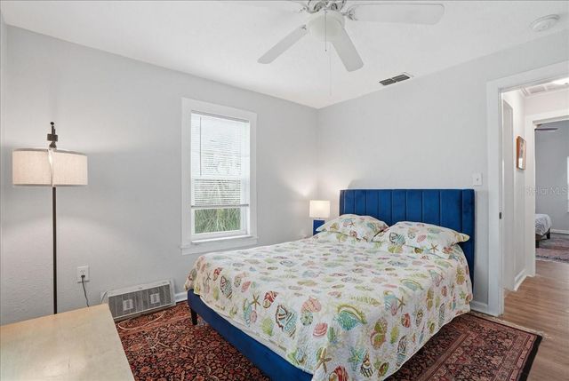 130 86TH TERRACE, Treasure Island, FL 33706