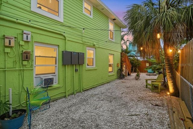 130 86TH TERRACE, Treasure Island, FL 33706