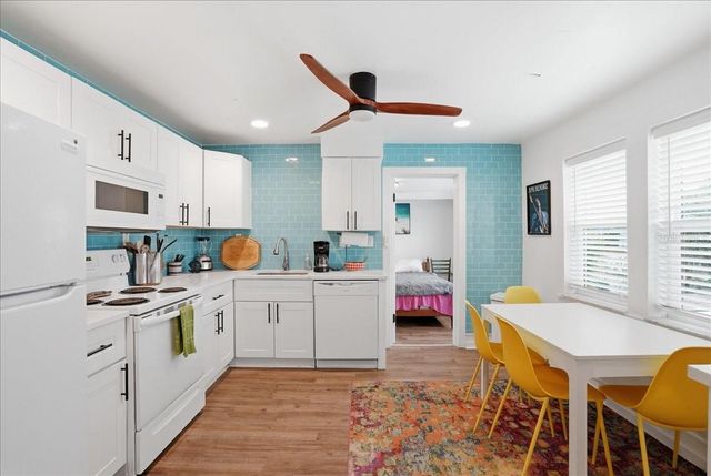 130 86TH TERRACE, Treasure Island, FL 33706