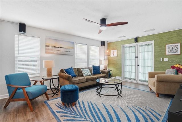 130 86TH TERRACE, Treasure Island, FL 33706