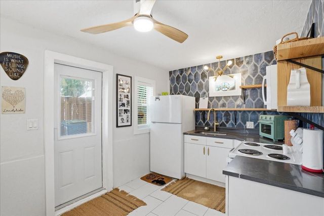 130 86TH TERRACE, Treasure Island, FL 33706