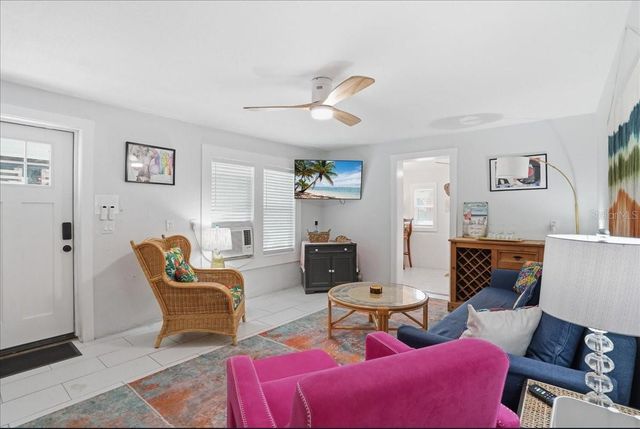 130 86TH TERRACE, Treasure Island, FL 33706