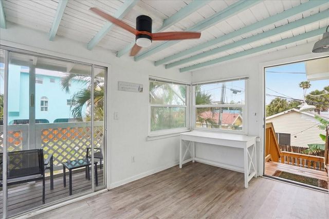 130 86TH TERRACE, Treasure Island, FL 33706