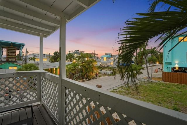 130 86TH TERRACE, Treasure Island, FL 33706