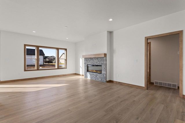 3023 WOODWARD WAY, De Pere, WI 54115