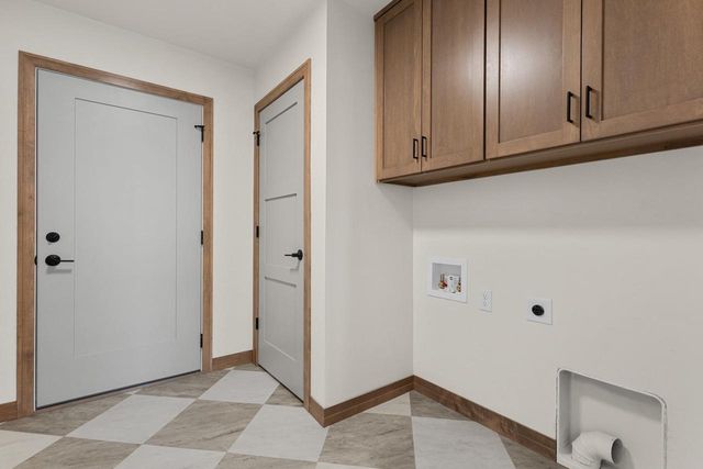 3023 WOODWARD WAY, De Pere, WI 54115