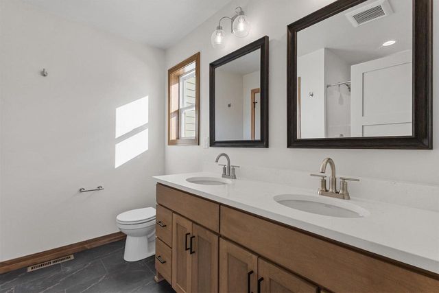 3023 WOODWARD WAY, De Pere, WI 54115