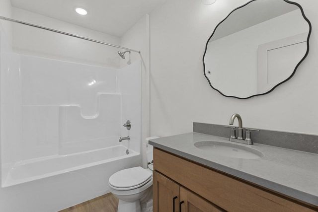 3023 WOODWARD WAY, De Pere, WI 54115