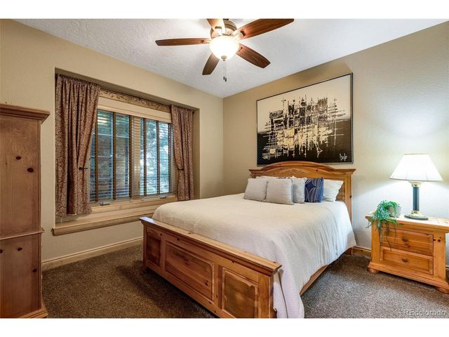 4406 Indigo Dr, Severance, CO 80550