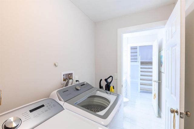 5241 Jog Lane, Delray Beach, FL 33484