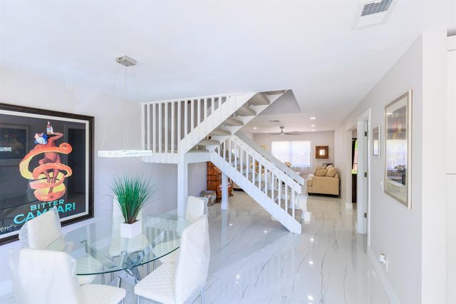 5241 Jog Lane, Delray Beach, FL 33484