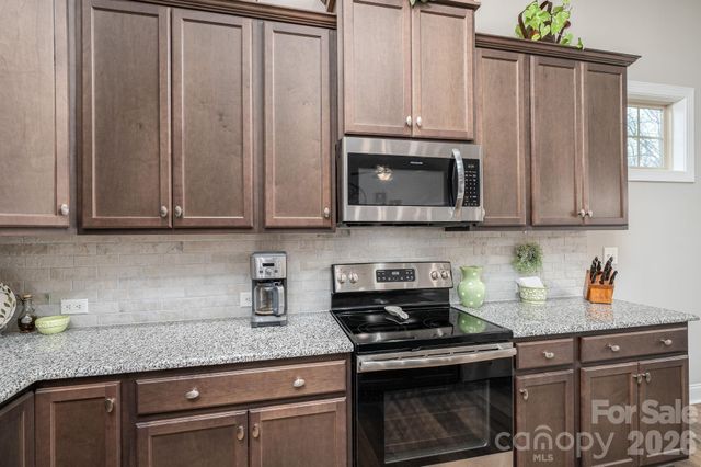 1113 Mayapple Way, Belmont, NC 28012