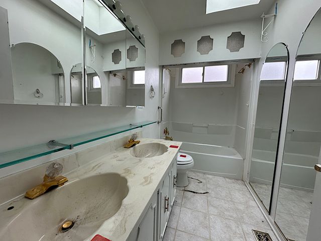 7777 Ramsgate Circle S, Hanover Park, IL 60133