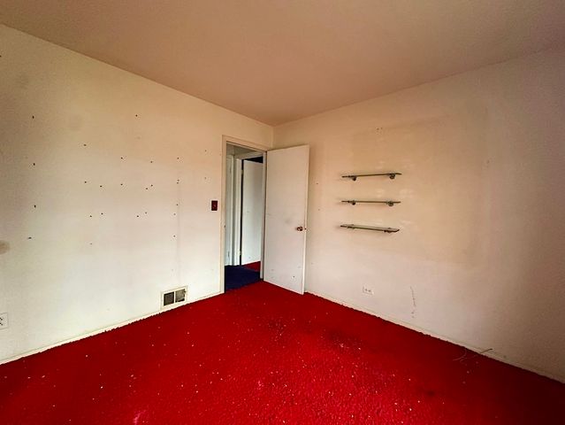 7777 Ramsgate Circle S, Hanover Park, IL 60133