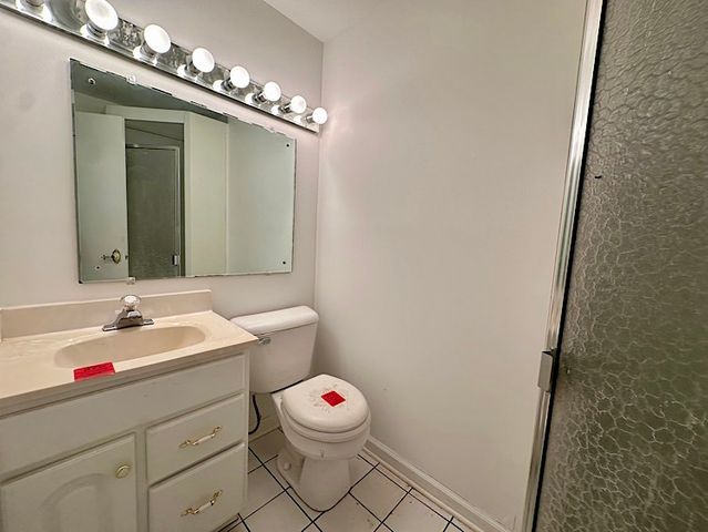 7777 Ramsgate Circle S, Hanover Park, IL 60133