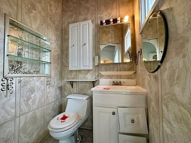 7777 Ramsgate Circle S, Hanover Park, IL 60133