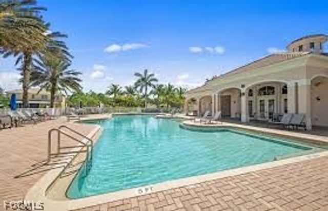 2557 Keystone Lake DR, Cape Coral, FL 33909
