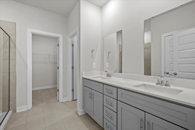 588 Cozy Bluff Road, Spartanburg, SC 29301