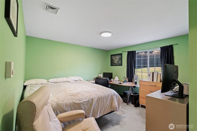 146 Rocky Lane, Chehalis, WA 98532