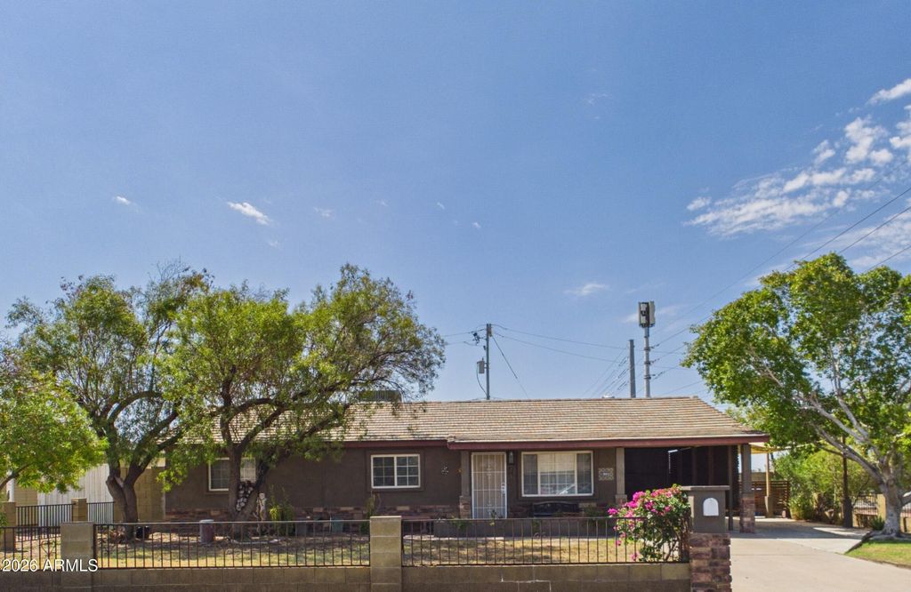1201 E GRISWOLD Road, Phoenix, AZ 85020 — exterior