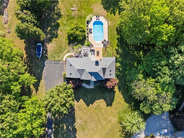 14038 Big Bear Ct, Montpelier, VA 23192