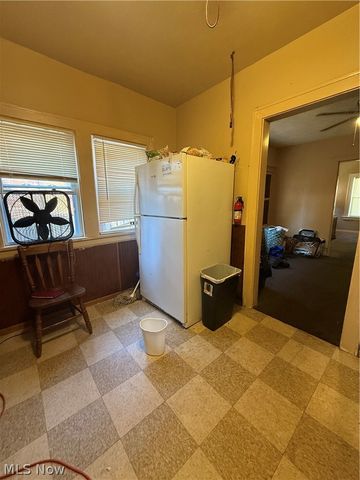 1426 E 175 Road, Cleveland, OH 44110