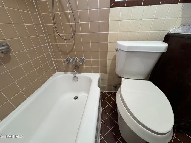 7869 JERSEY Street, El Paso, TX 79915