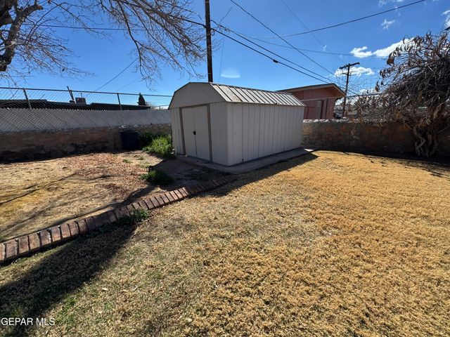 7869 JERSEY Street, El Paso, TX 79915