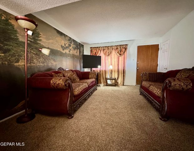 7869 JERSEY Street, El Paso, TX 79915