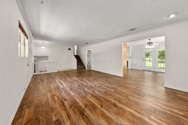 7033 Edmond Avenue, Waco, TX 76710