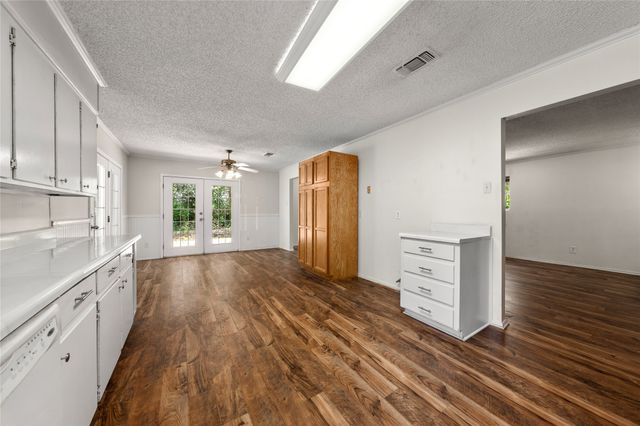 7033 Edmond Avenue, Waco, TX 76710