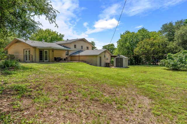 7033 Edmond Avenue, Waco, TX 76710