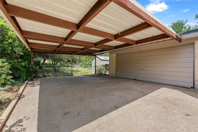 7033 Edmond Avenue, Waco, TX 76710