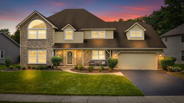 2440 Rio Grande Circle, Naperville, IL 60565