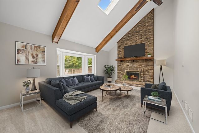 2440 Rio Grande Circle, Naperville, IL 60565