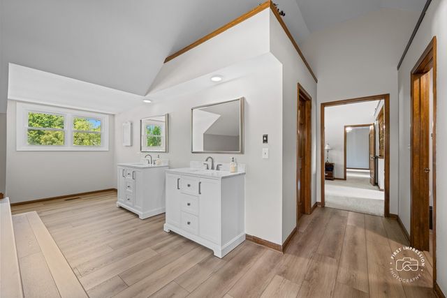 2440 Rio Grande Circle, Naperville, IL 60565