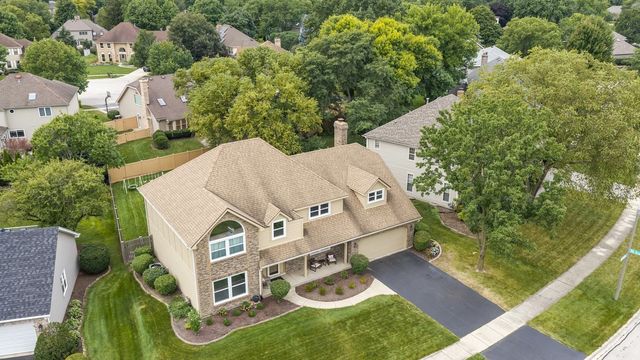 2440 Rio Grande Circle, Naperville, IL 60565