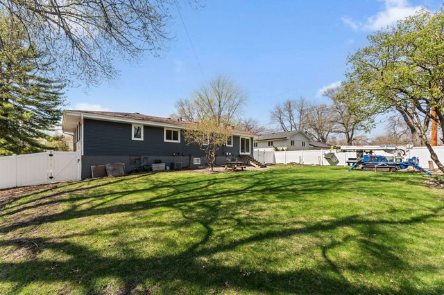 5145 Rainier Pass, Columbia Heights, MN 55421