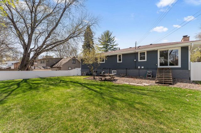 5145 Rainier Pass, Columbia Heights, MN 55421