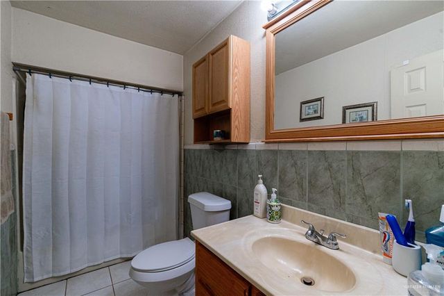 903 E San Antonio Avenue, Pharr, TX 78577