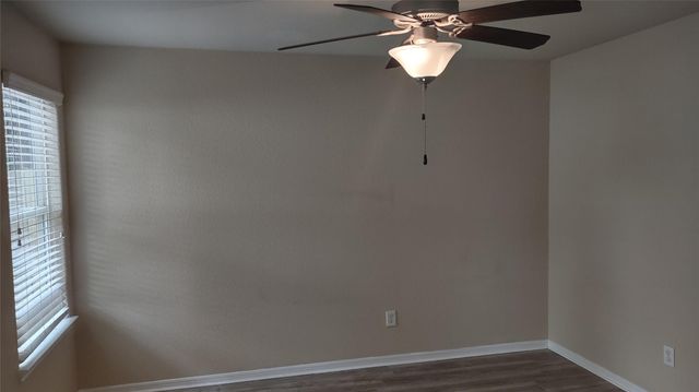 16800 Crestmont, Montgomery, TX 77316
