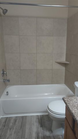 16800 Crestmont, Montgomery, TX 77316