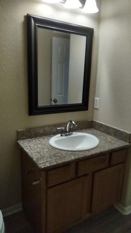 16800 Crestmont, Montgomery, TX 77316
