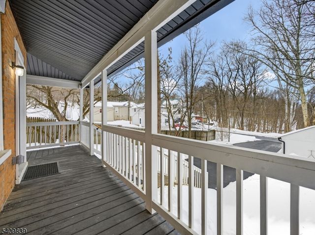 71 Wishing Well Rd, Hamburg Boro, NJ 07419