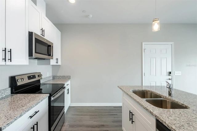 2115 SEBRING PLACE, Clearwater, FL 33760