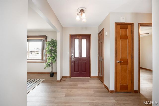 924 Dere Bere Drive, Mascoutah, IL 62258