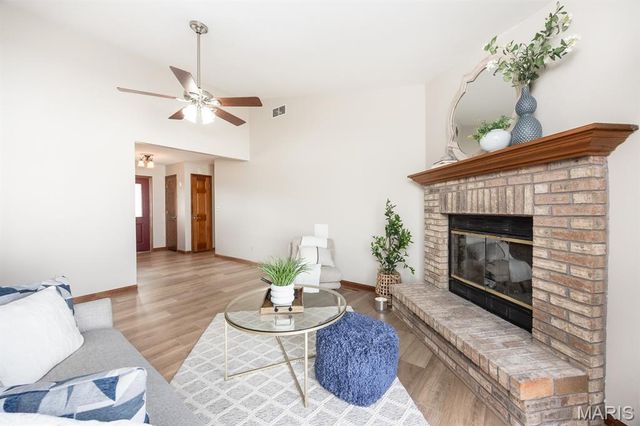 924 Dere Bere Drive, Mascoutah, IL 62258