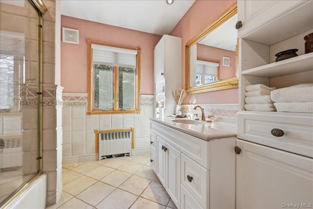 89 Woodsome Road, Babylon, NY 11702