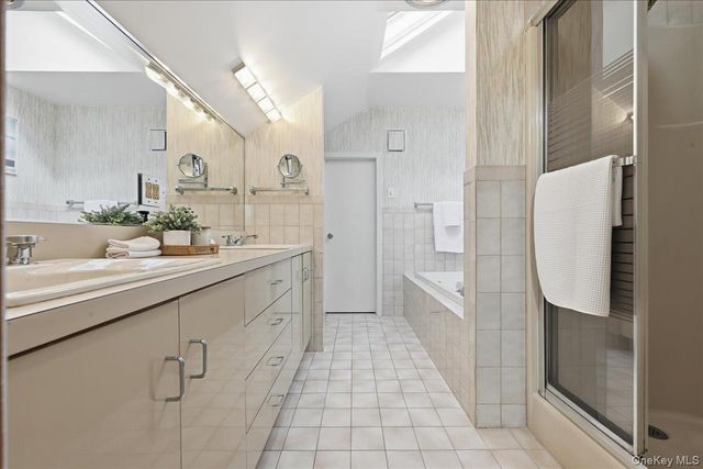 89 Woodsome Road, Babylon, NY 11702