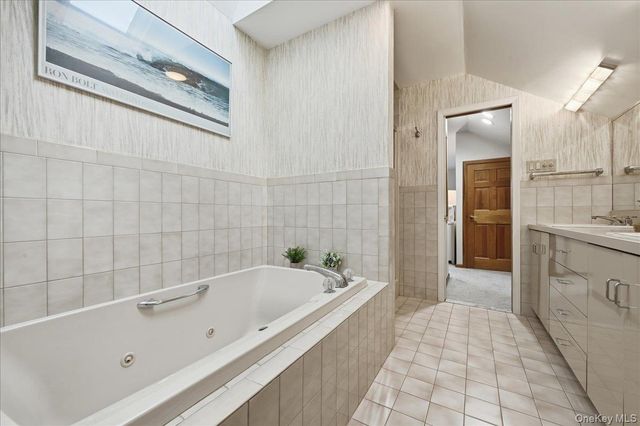 89 Woodsome Road, Babylon, NY 11702